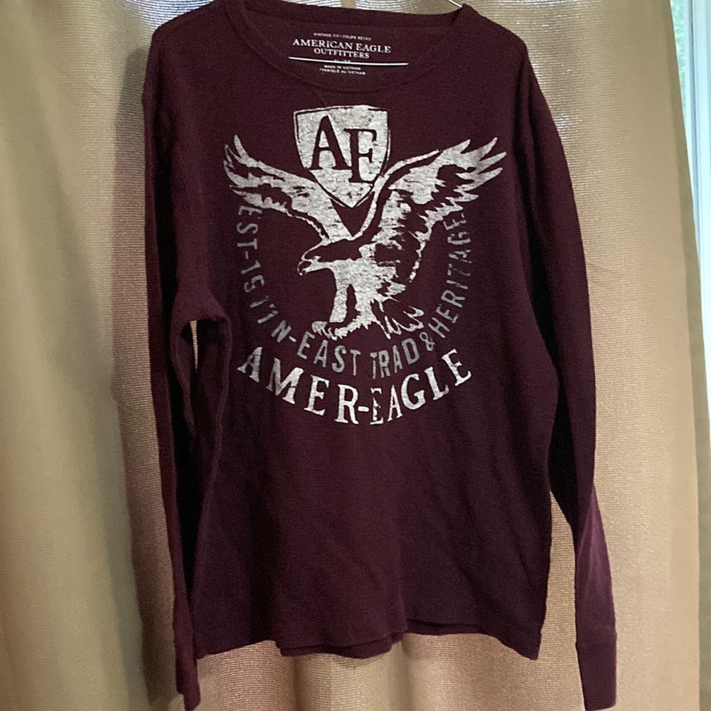 Men’s American Eagle long sleeve vintage fit
